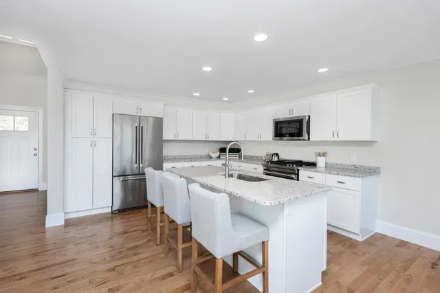 $1,375,000 | 150 County Road, Unit 41428, Amherst, NH 03031