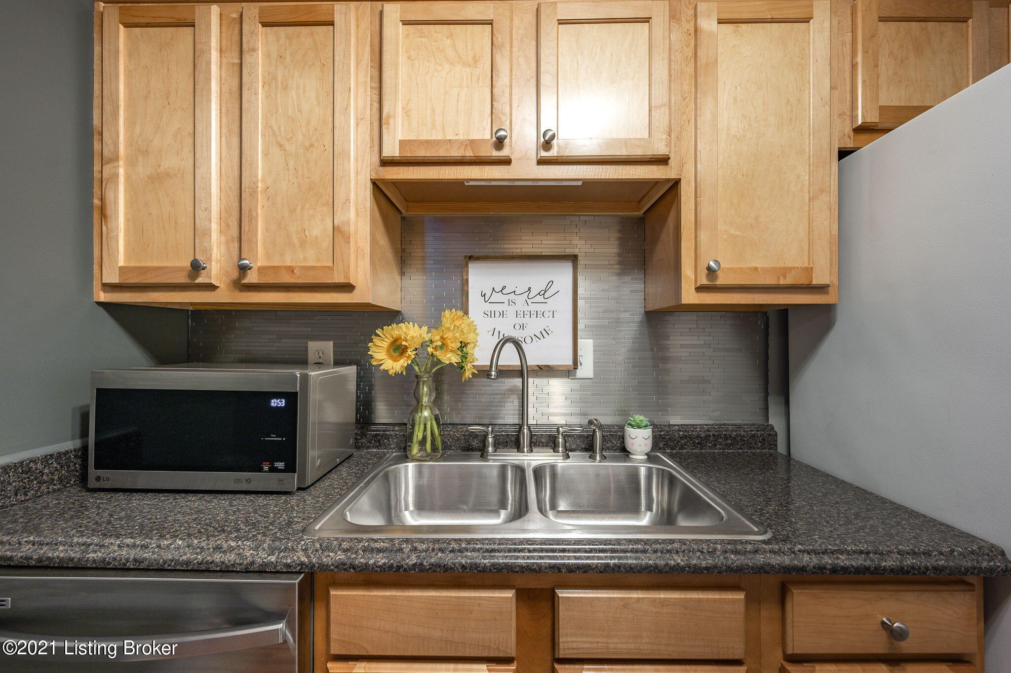 4026 Poplar Level Road, Unit 5 Louisville, KY 40213 - Photo 12 of 16 12-web-or-mls-12Poplar Level Rd