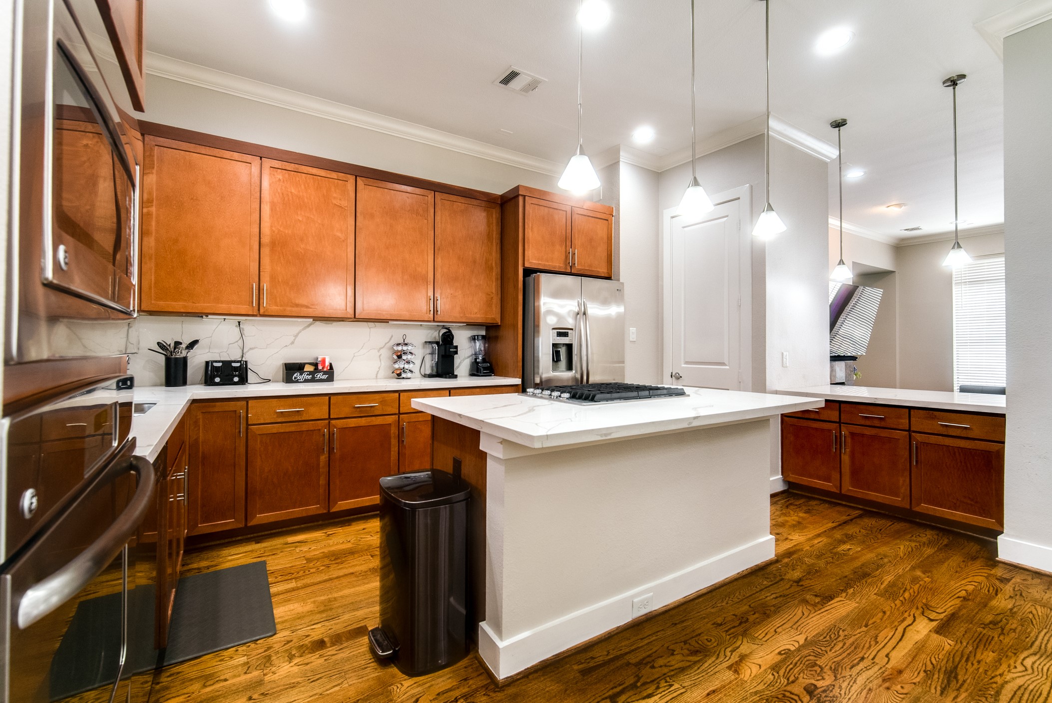 1205 Detering Street Houston, TX 77007 - Photo 16 of 50