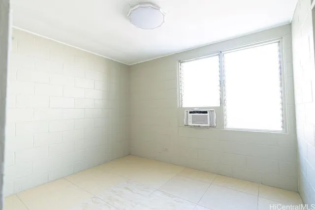 a bathroom with a toilet