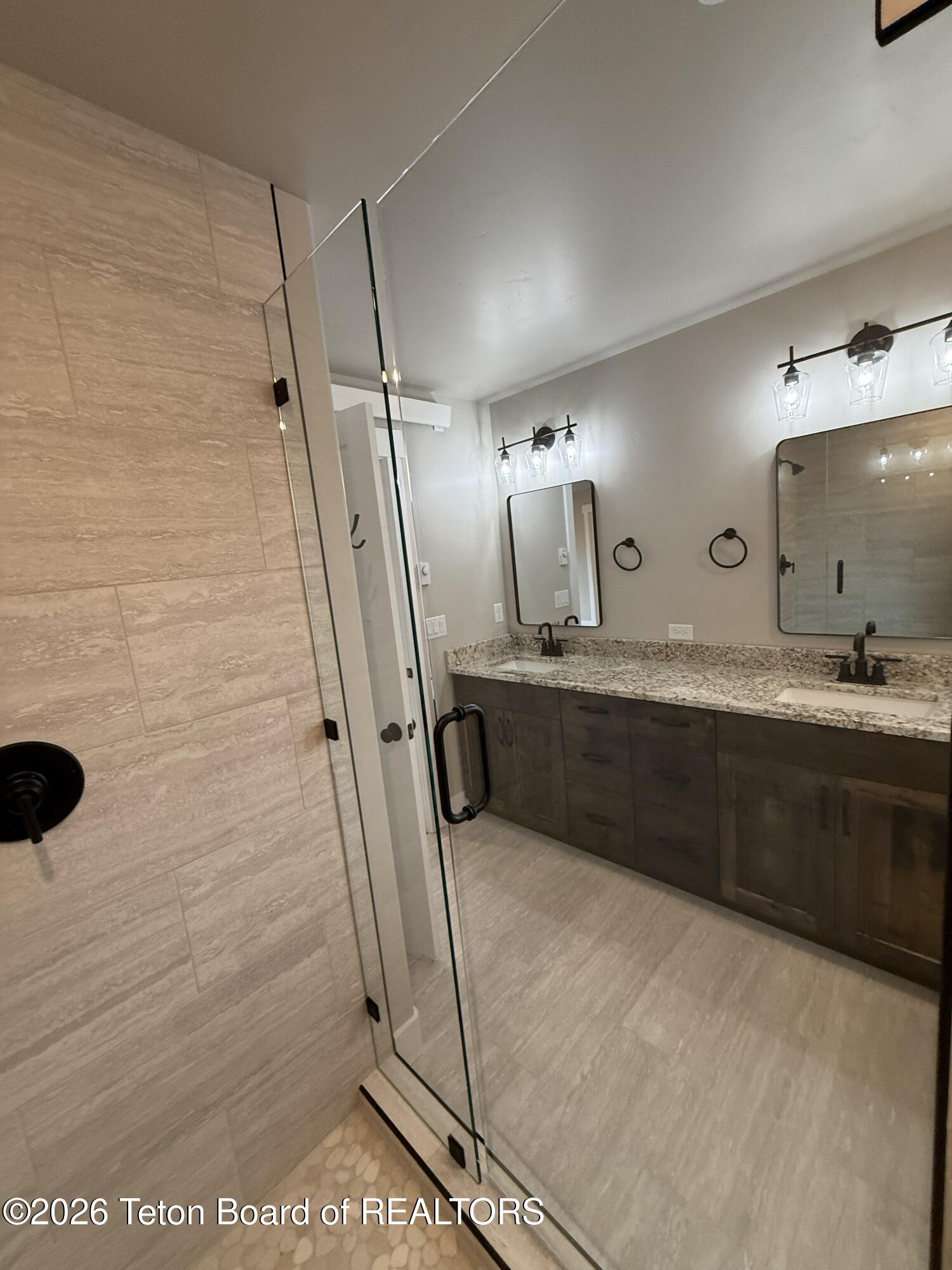 147 Last Chance Drive Star Valley Ranch, WY 83127 - Photo 14 of 33 Master Shower Glass