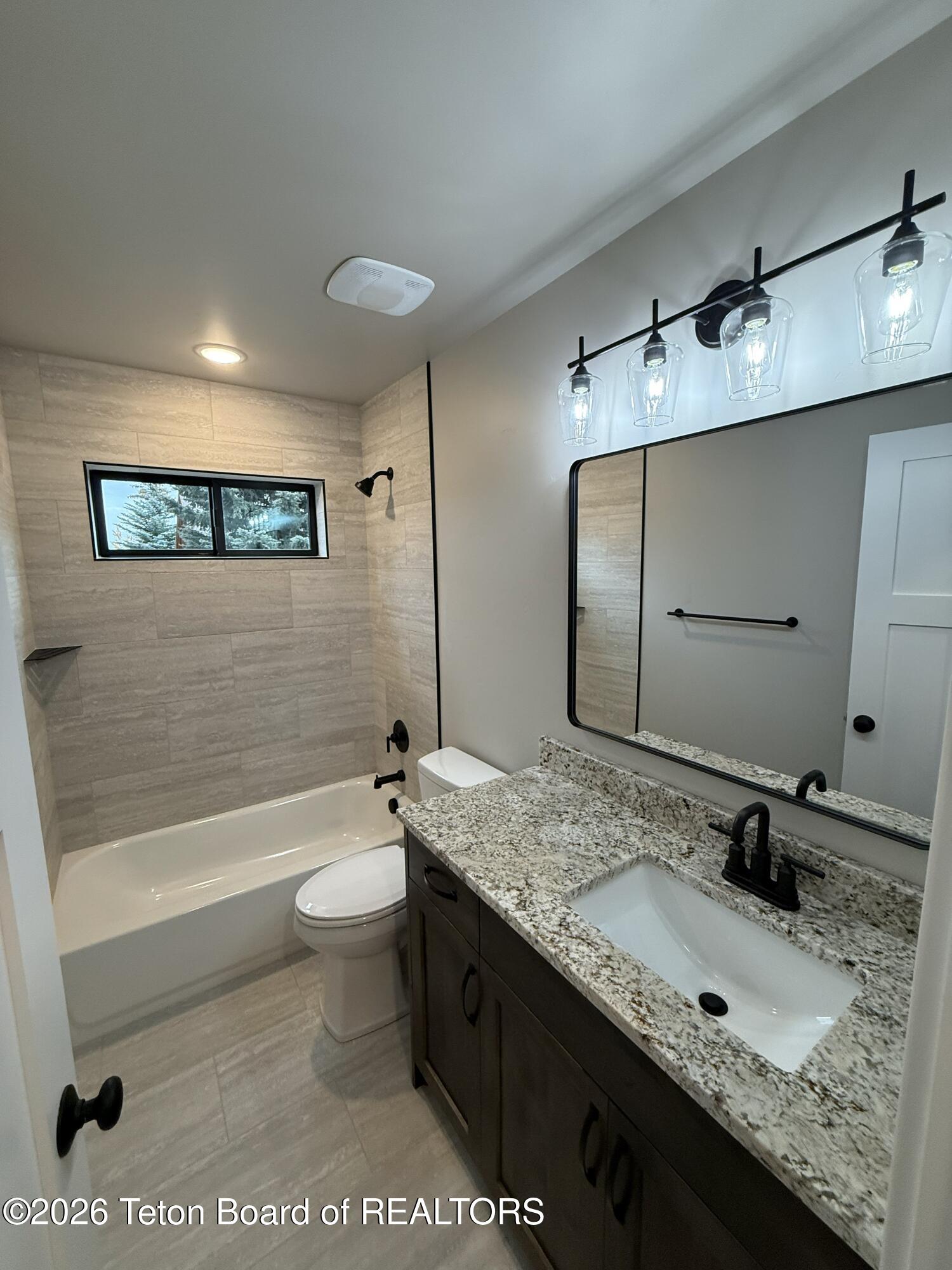 147 Last Chance Drive Star Valley Ranch, WY 83127 - Photo 27 of 36 Guest Bath