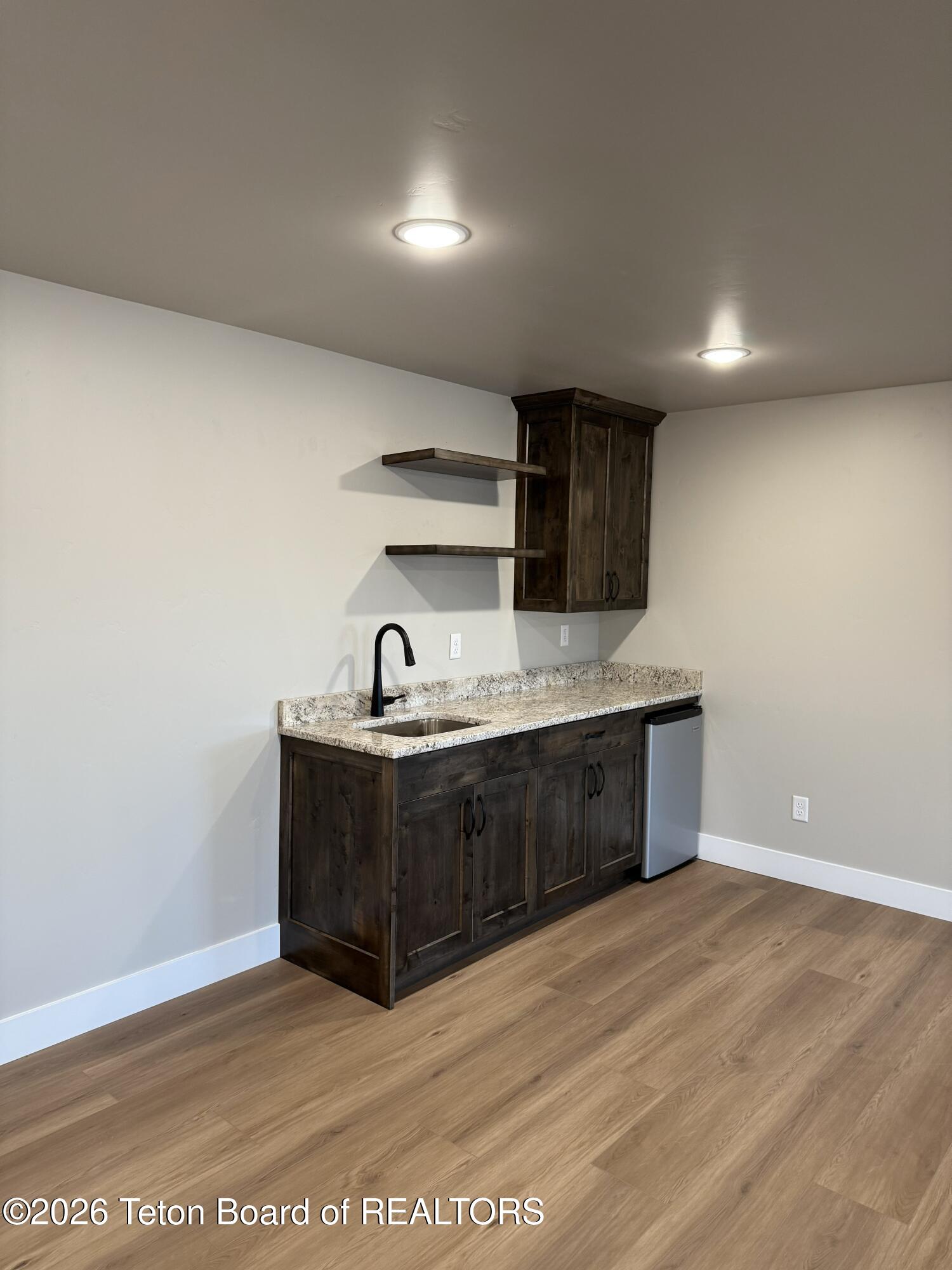 147 Last Chance Drive Star Valley Ranch, WY 83127 - Photo 28 of 36 Kitchennette