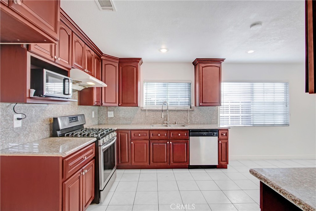 4454 Monitor Court Riverside, CA 92503 - Photo 7 of 20