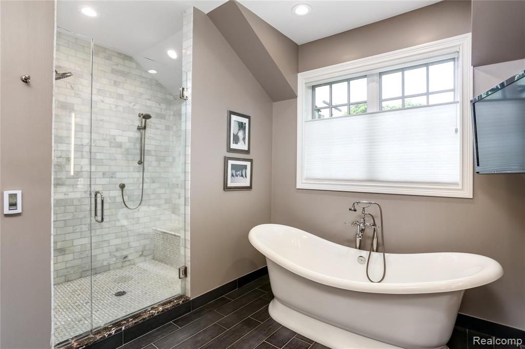 375 Glengarry Road Bloomfield Hills, MI 48301 - Photo 15 of 38 Gallery Image 15