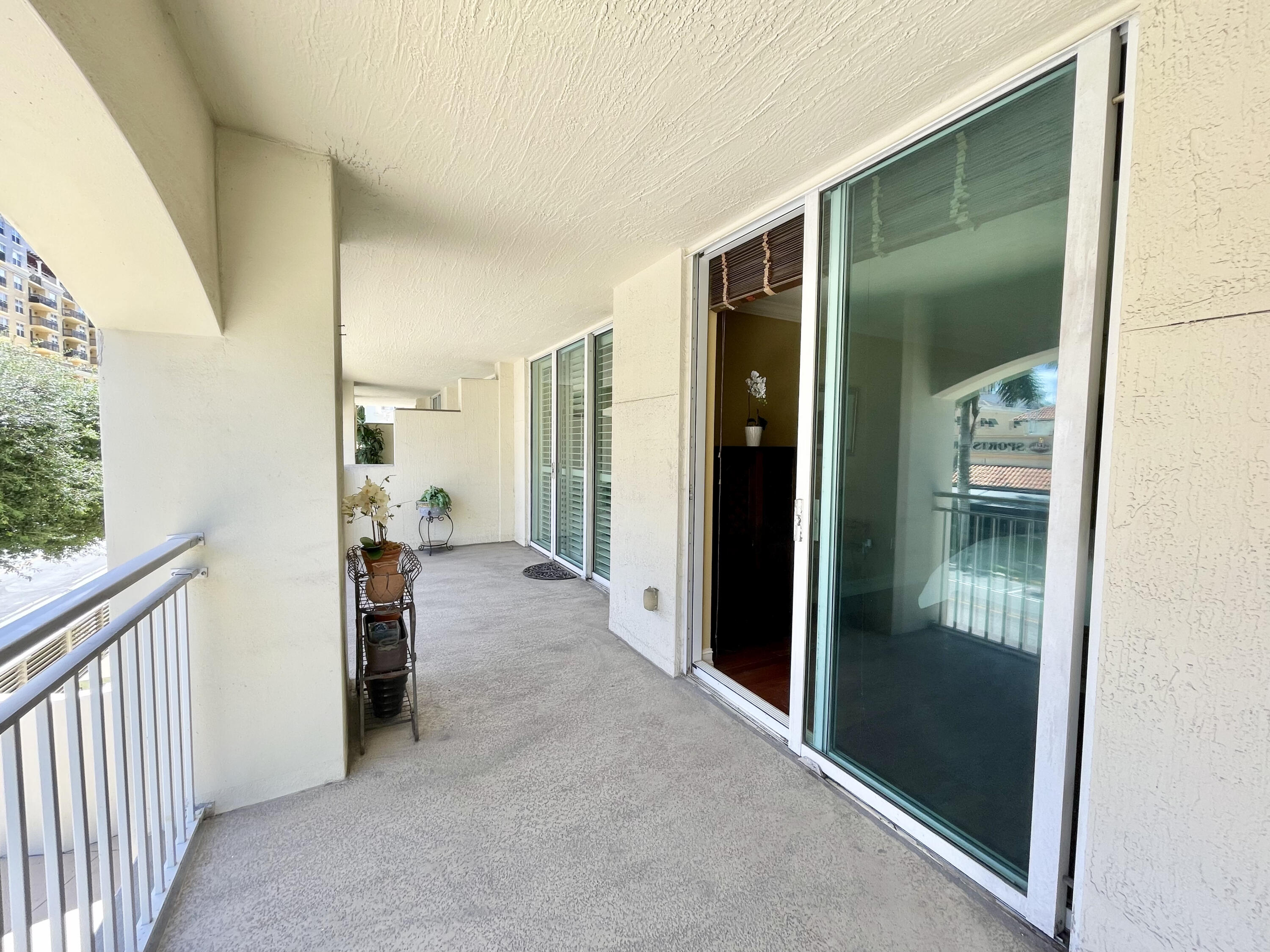 99 Southeast Mizner Boulevard, Unit 223 Boca Raton, FL 33432 - Photo 20 of 23 Oversized terrace