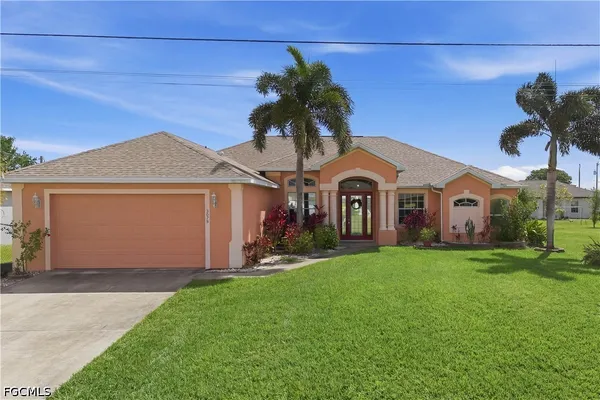 $369,900 | 3079 Northwest 4th Place, Cape Coral, FL 33993