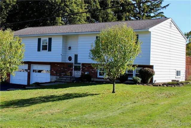 $366,900 | 37 Janet Terrace, New Hartford, NY 13413