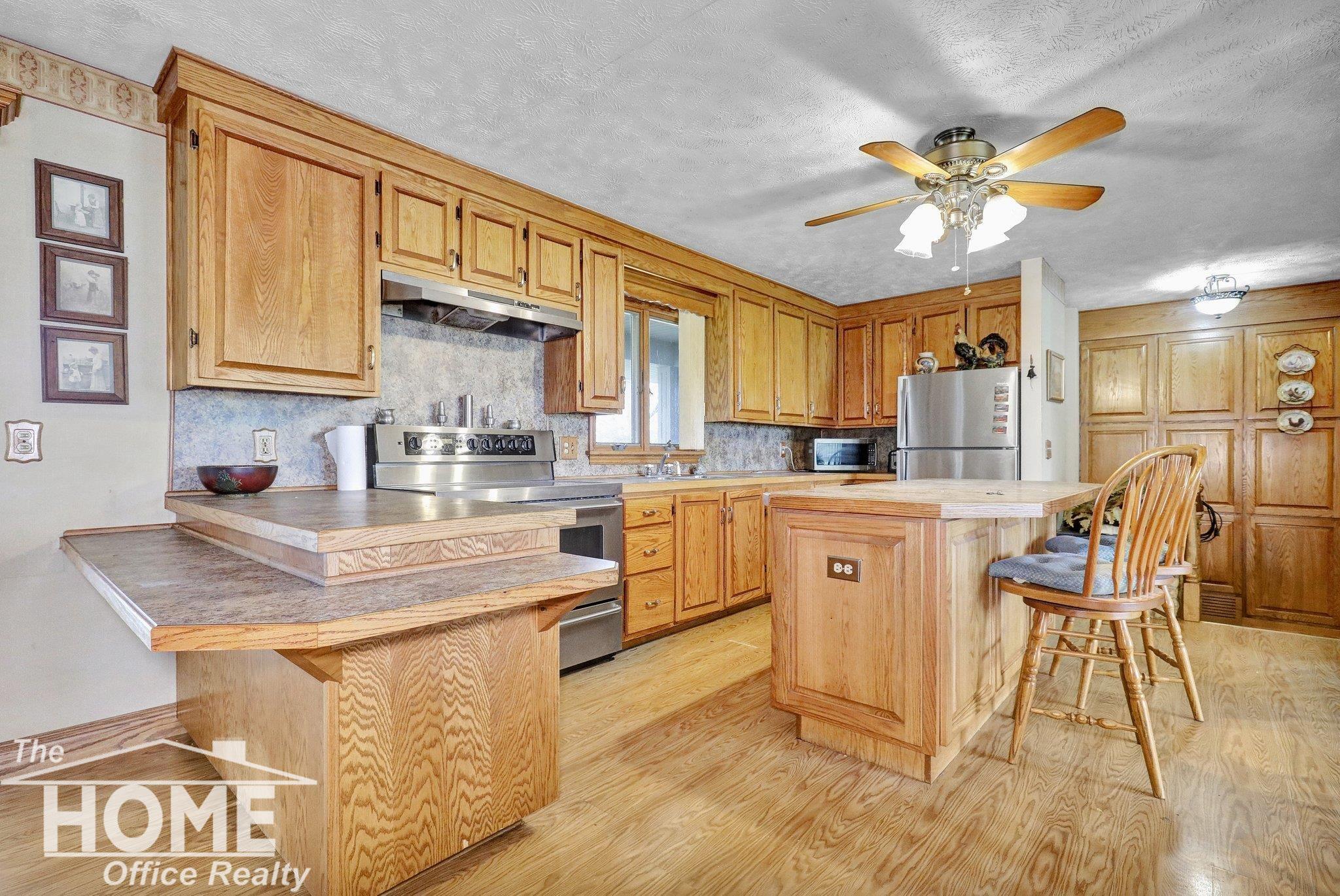 4877 Simpson Road Owosso, MI 48867 - Photo 9 of 34 50140797-739288f1-8828-42c6-9c9a-5bb85b854eee.JPG