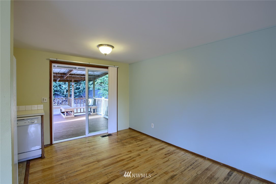 12430 Southeast 160th Street Renton, WA 98058 - Photo 3 of 12 Gallery Image 3