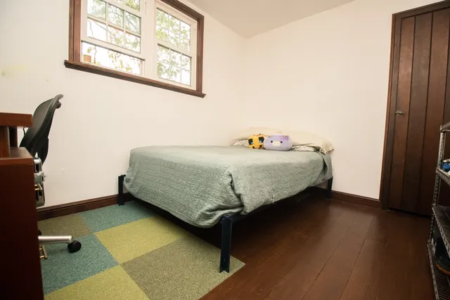 a front view of a house with garage