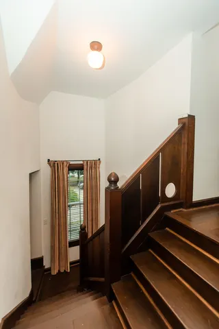 $325,000 | 218 North Brinton Avenue, Dixon, IL 61021