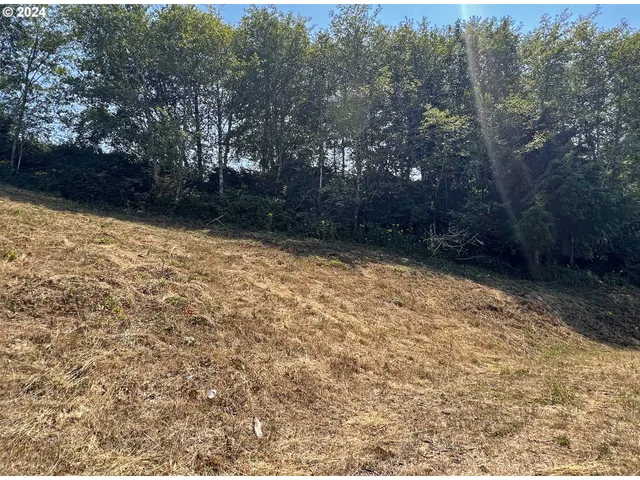 a view of a large building