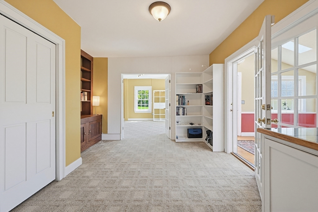 771 Podunk Road East Brookfield, MA 01515 - Photo 29 of 41