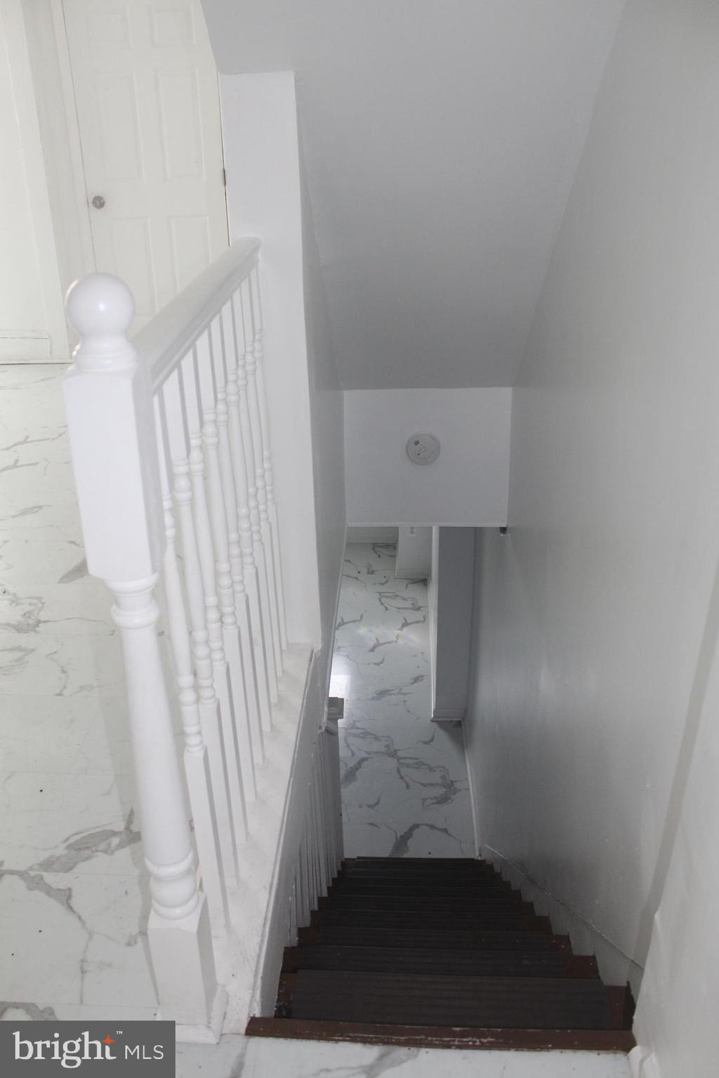 5019 Belair Road Baltimore, MD 21206 - Photo 6 of 17