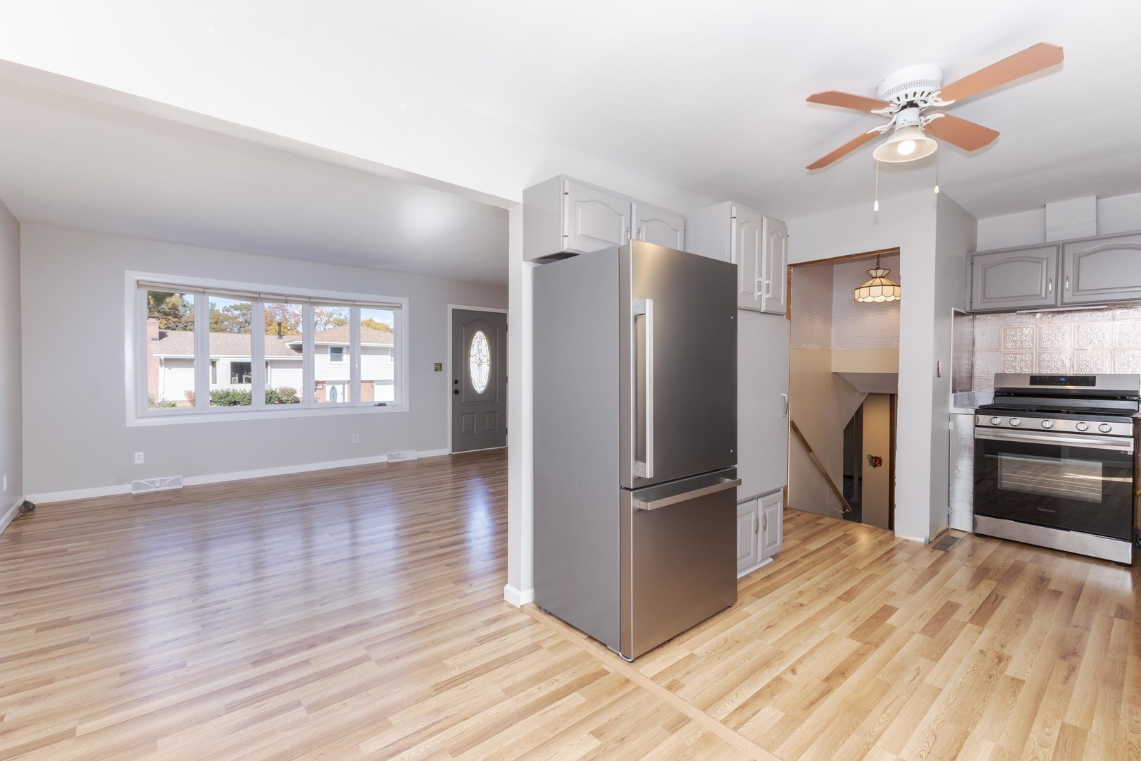 1306 Anderson Street Bloomington, IL 61701 - Photo 8 of 45 Gallery Image 8