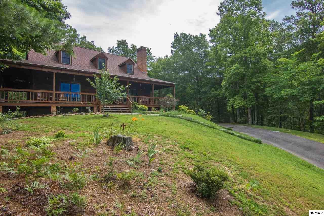 2131 Castle Rise Way Sevierville, TN 37862 - Photo 2 of 35