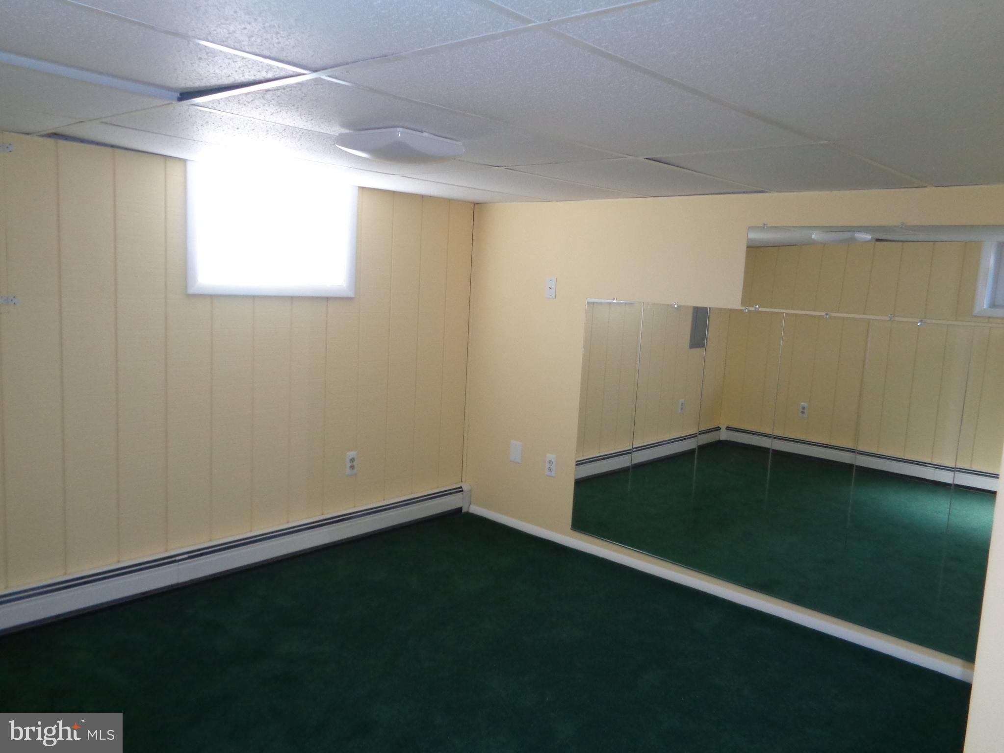 311 Evergreen Road Horsham, PA 19044 - Photo 23 of 26 Office/workout room