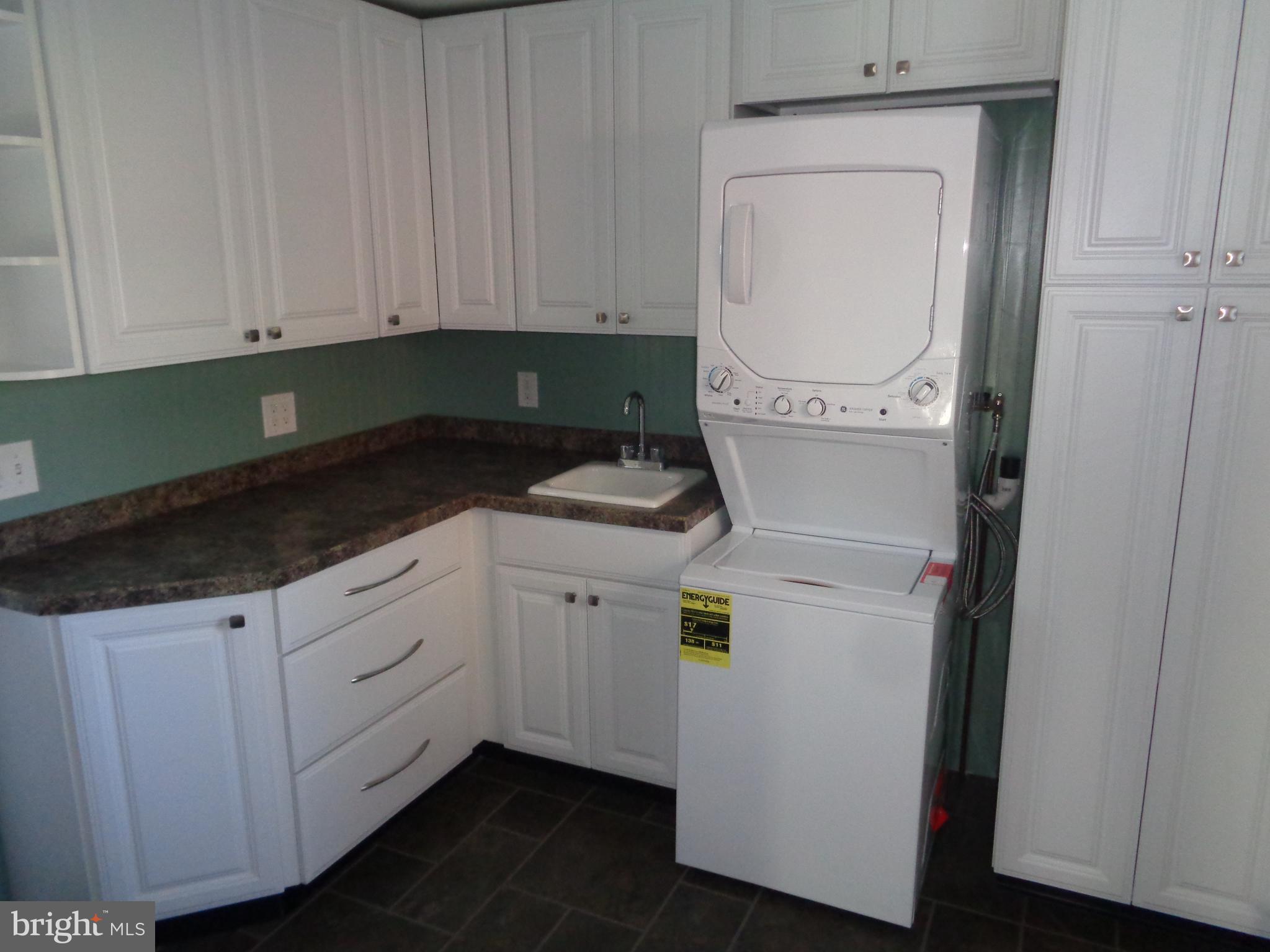 311 Evergreen Road Horsham, PA 19044 - Photo 9 of 26 Laundry room