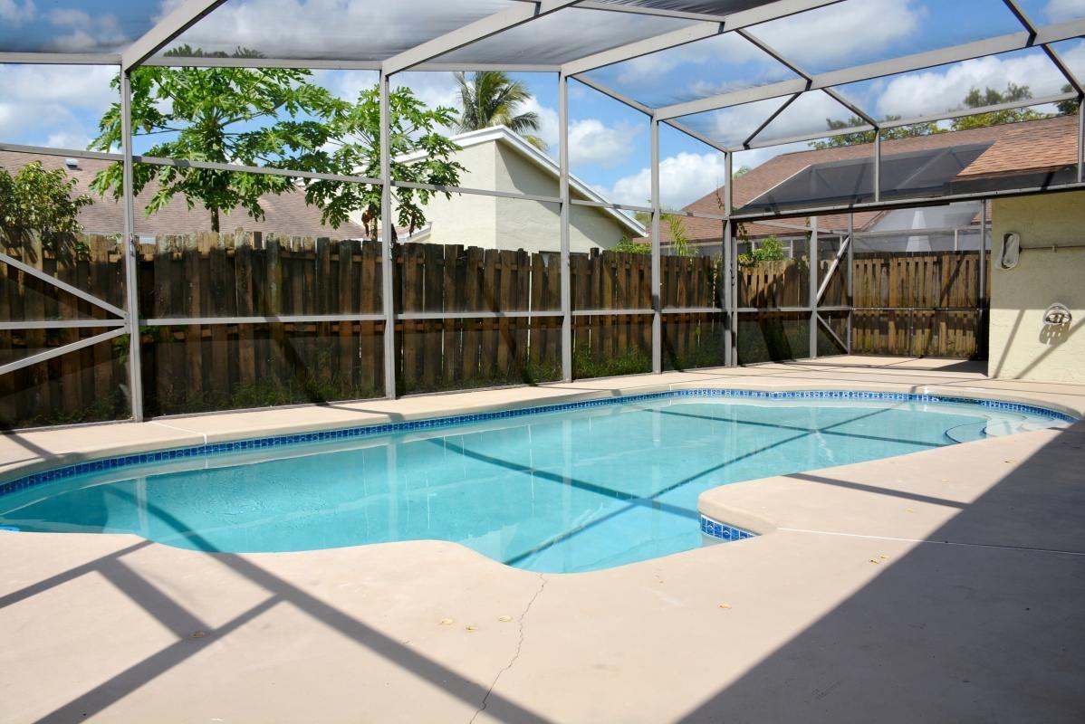 11681 Timberwood Road Boca Raton, FL 33428 - Photo 22 of 23 DET9DE_still_bt-