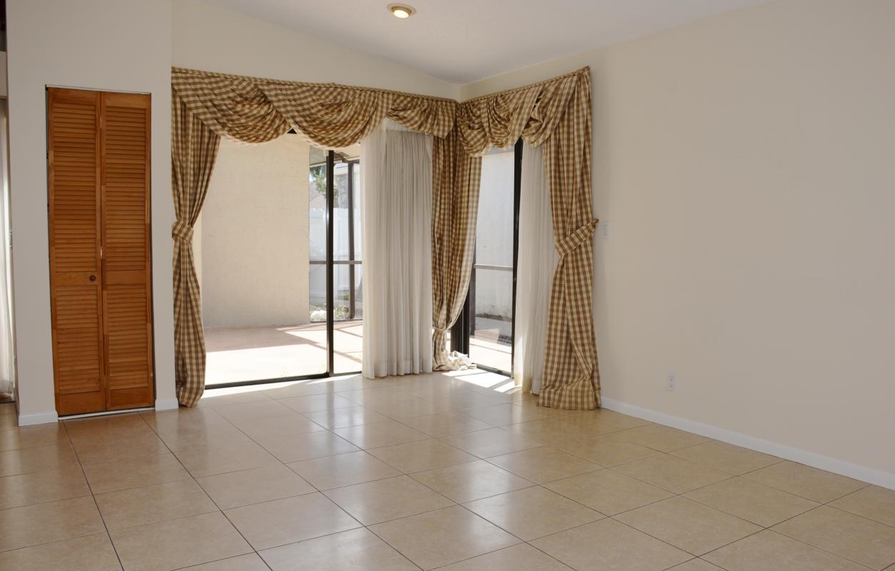11681 Timberwood Road Boca Raton, FL 33428 - Photo 4 of 23 DET9DE_still_fr-