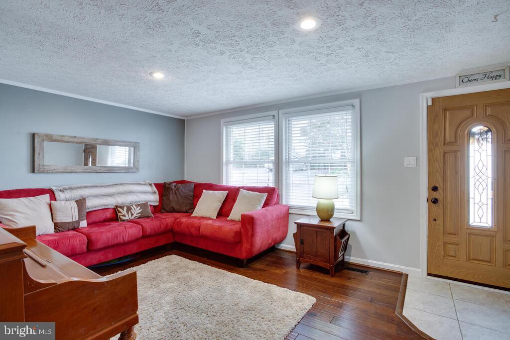 6056 Bayview Road St. Leonard, MD 20685 - Photo 8 of 41 Living Room 2
