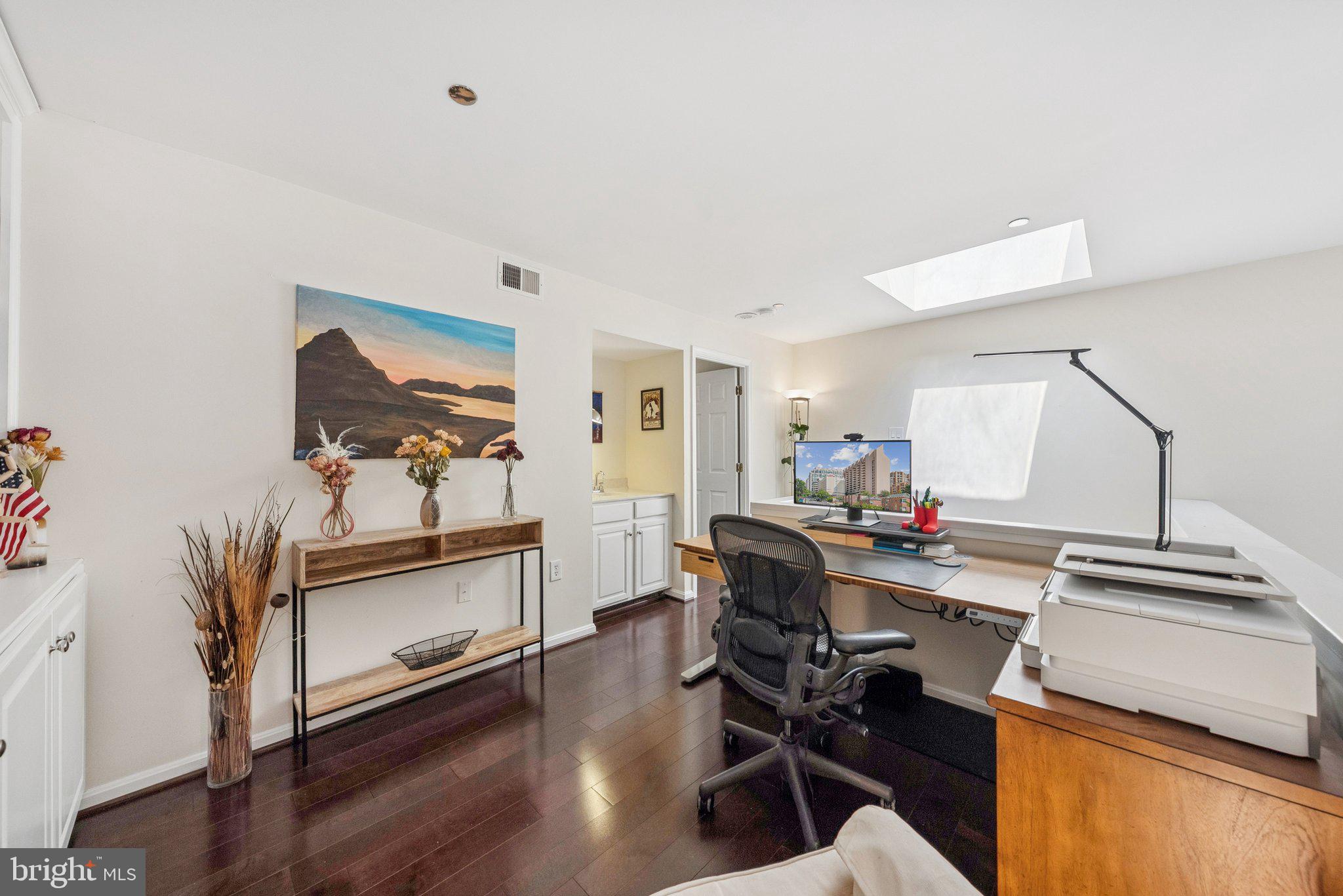 1301 North Courthouse Road, Unit 1810 Arlington, VA 22201 - Photo 12 of 29