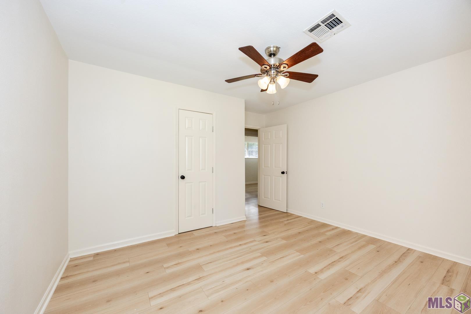 11455 Hooper Road Baton Rouge, LA 70818 - Photo 17 of 29