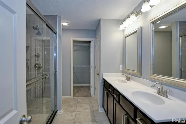 $2,800 | 11134 Ensle Drive, Evansville, IN 47725