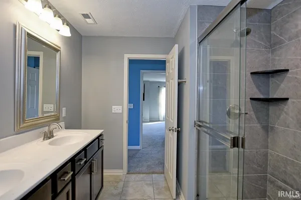 $2,800 | 11134 Ensle Drive, Evansville, IN 47725