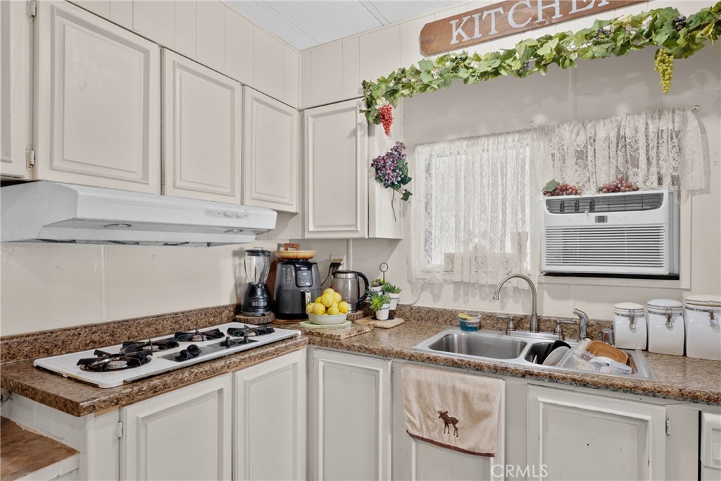 3883-spc 169 Buchanan Riverside, CA 92503 - Photo 14 of 47