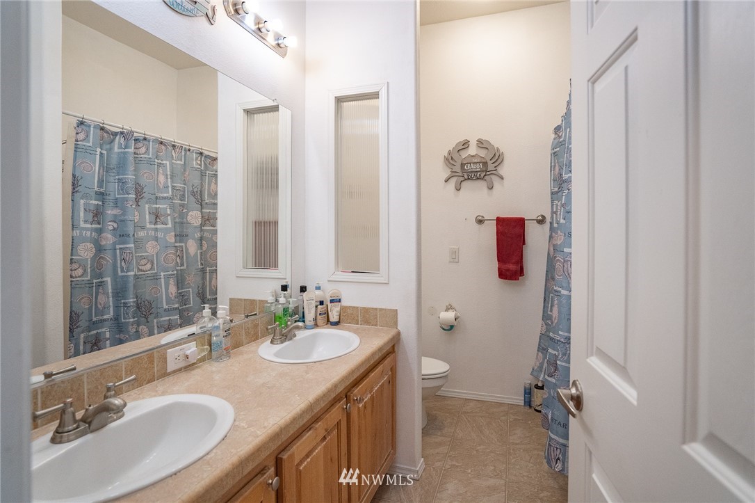 4083 Rd E 9 Northeast Moses Lake, WA 98837 - Photo 15 of 23 Gallery Image 15