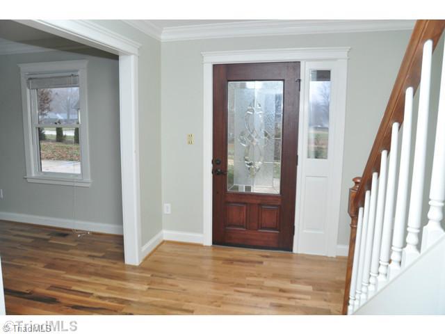 4240 Hampton Road Clemmons, NC 27012 - Photo 6 of 16 Entry.