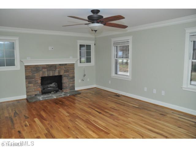4240 Hampton Road Clemmons, NC 27012 - Photo 7 of 16 Den/Family/Great Room. first floor