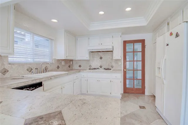 $6,200 | 24902 Altamira Drive, Laguna Hills, CA 92653