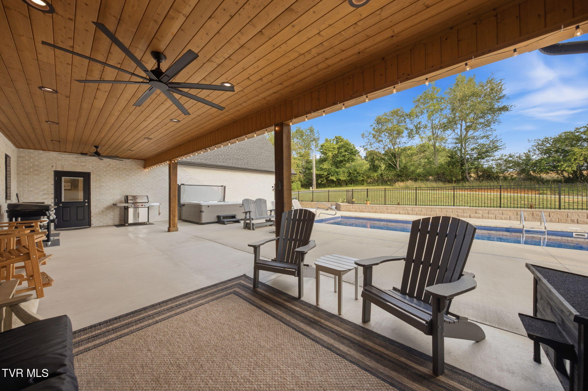 141 Kitzmiller Road Gray, TN 37615 - Photo 22 of 100 44-web-or-mls-073_DSC09356
