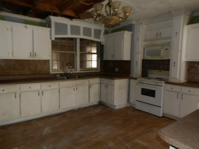 372 Moore Road Lake City, SC 29560 - Photo 10 of 28