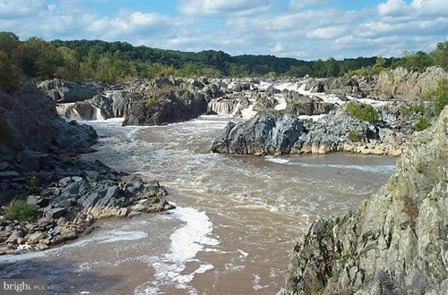 1116 Utterback Store Road Great Falls, VA 22066 - Photo 29 of 30 Great Falls Park