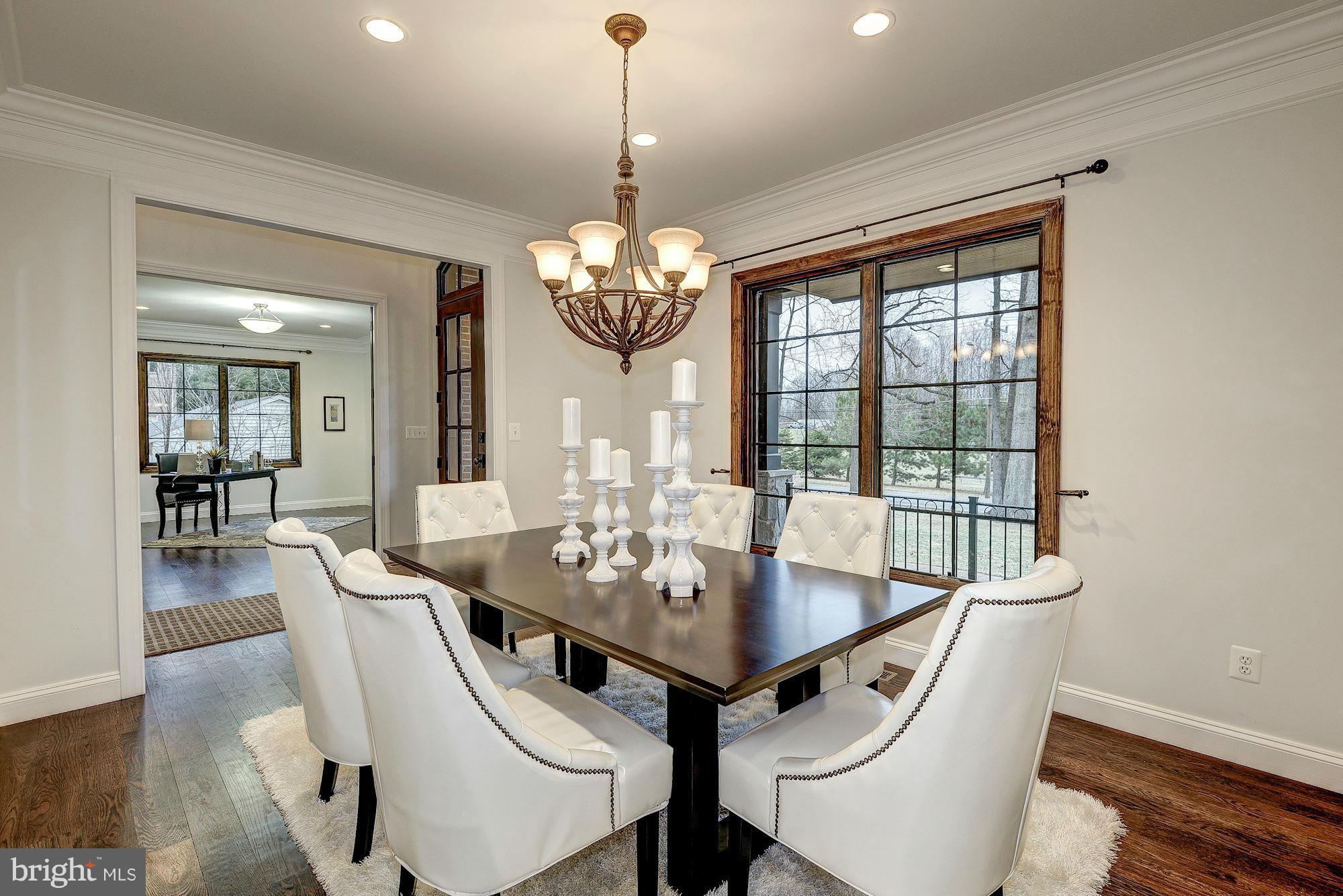 1116 Utterback Store Road Great Falls, VA 22066 - Photo 5 of 30 Dining Room - spacious
