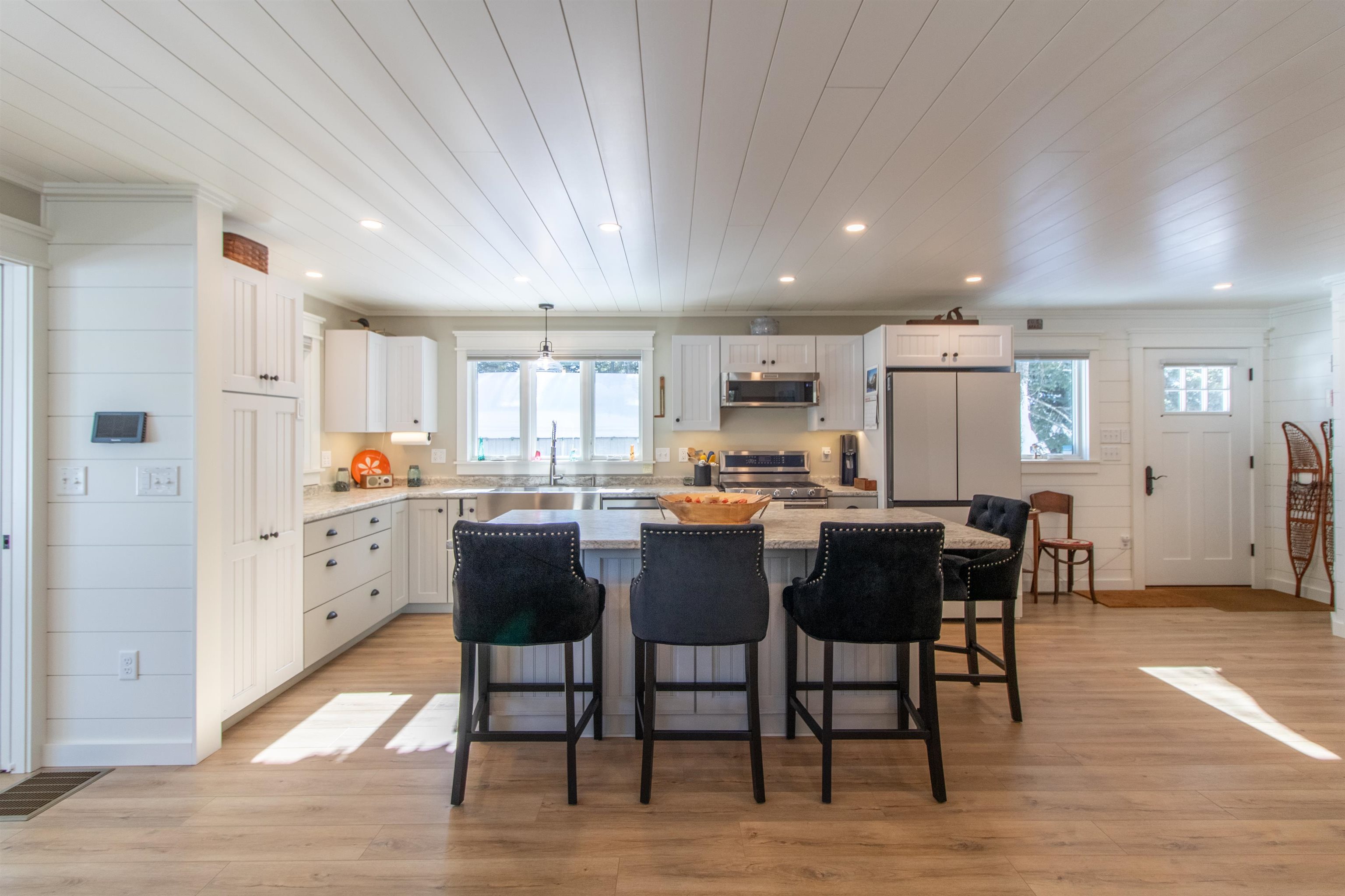 448 North Shore Road Holland, VT 05830 - Photo 12 of 59 Gallery Image 12
