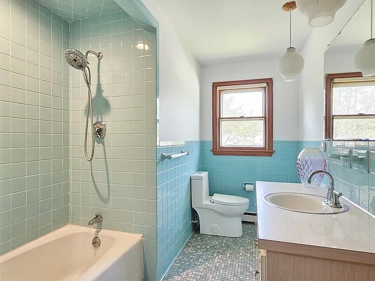 50 Lee Street, Unit 2 Stoneham, MA 02180 - Photo 9 of 12