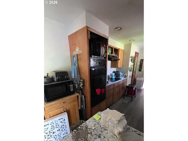 $425,000 | 192 Reston Avenue, Dillard, OR 97432