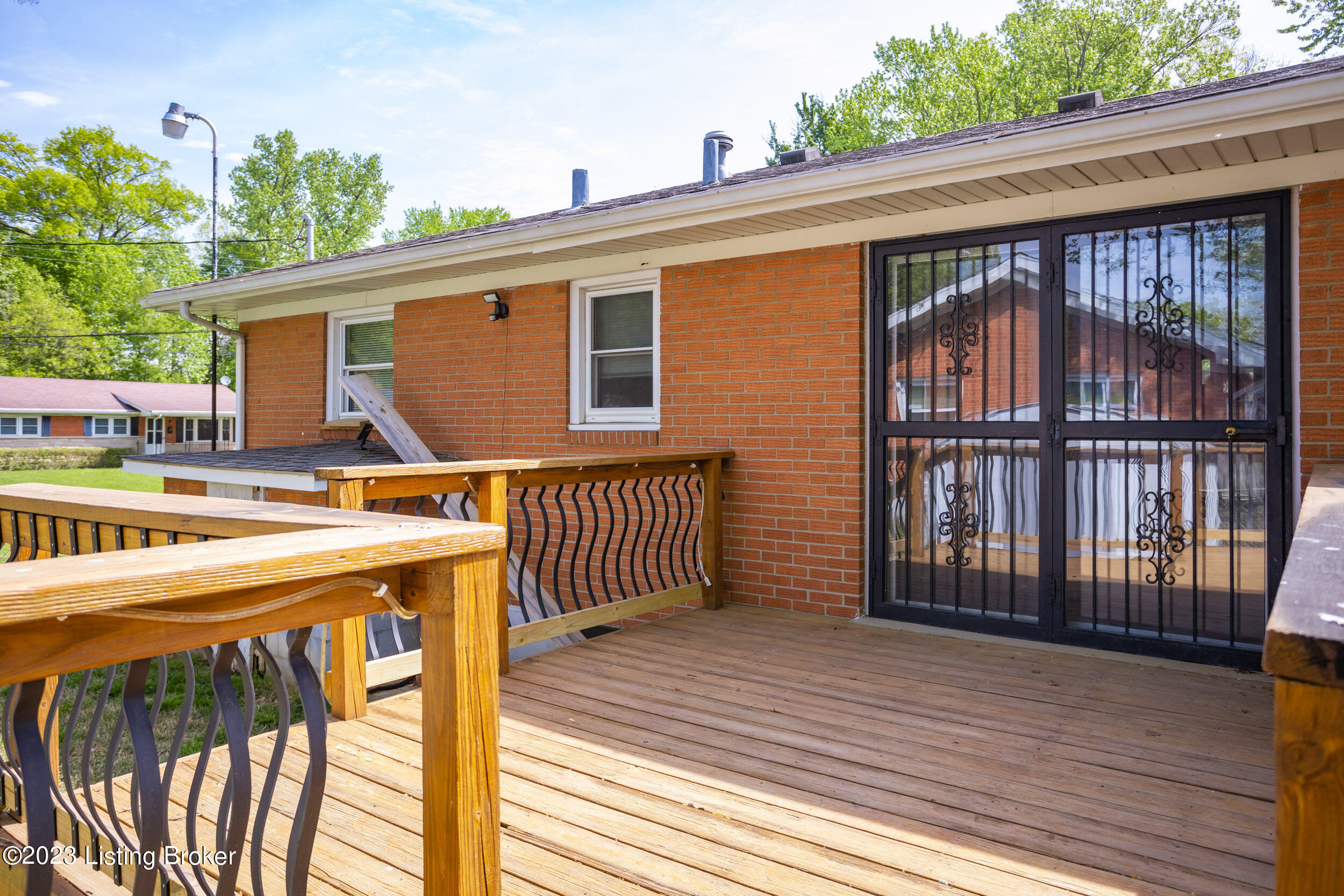 6308 Hunters Grove Road Louisville, KY 40216 - Photo 12 of 46 6308 Hunters Grove Rd-12