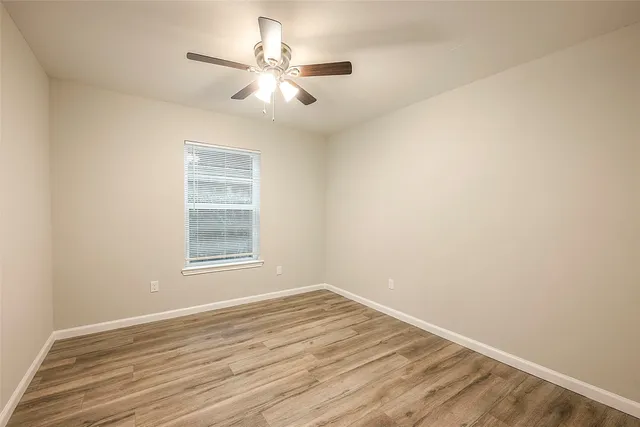 $2,150 | 5755 Heron Drive, Houston, TX 77033