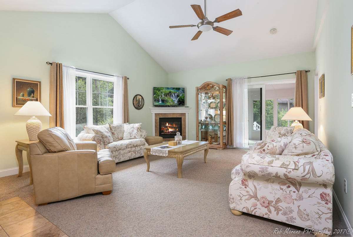 13 Winterberry Road, Unit 13 Pelham, NH 03076 - Photo 15 of 36
