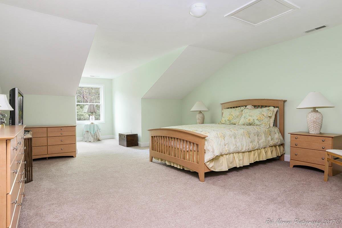 13 Winterberry Road, Unit 13 Pelham, NH 03076 - Photo 18 of 36