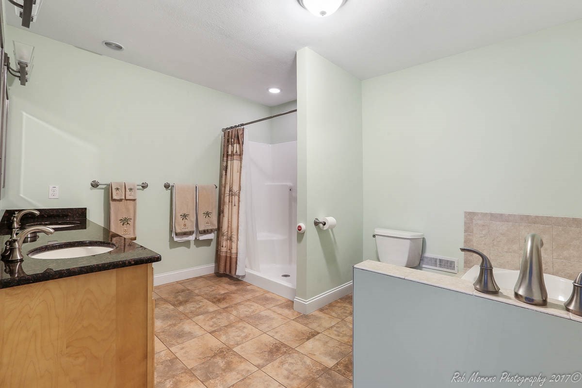 13 Winterberry Road, Unit 13 Pelham, NH 03076 - Photo 22 of 36