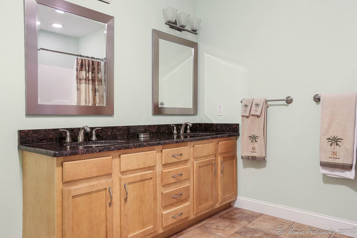 13 Winterberry Road, Unit 13 Pelham, NH 03076 - Photo 23 of 36
