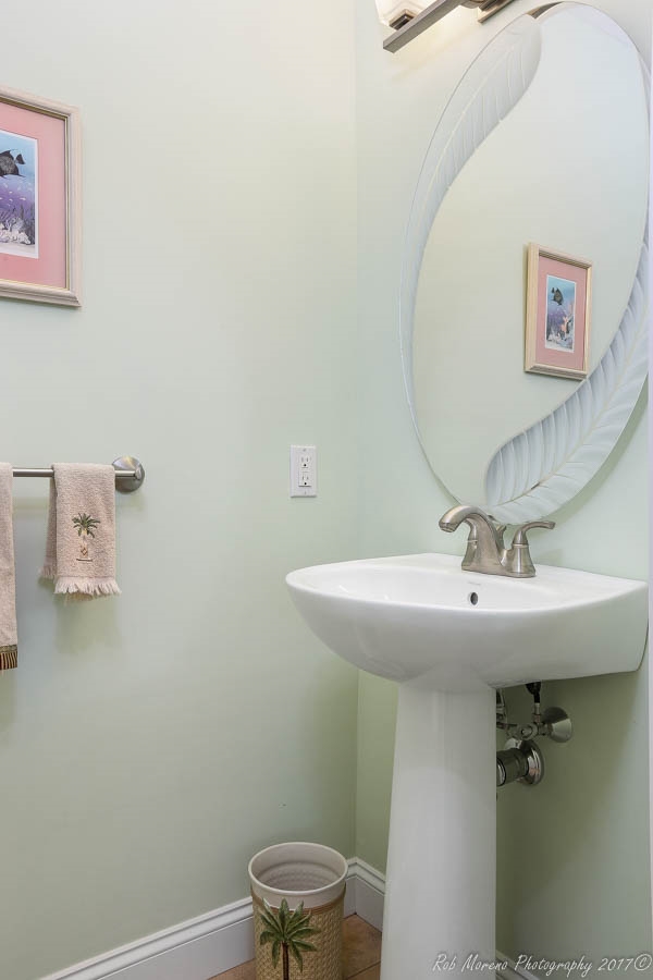 13 Winterberry Road, Unit 13 Pelham, NH 03076 - Photo 25 of 36