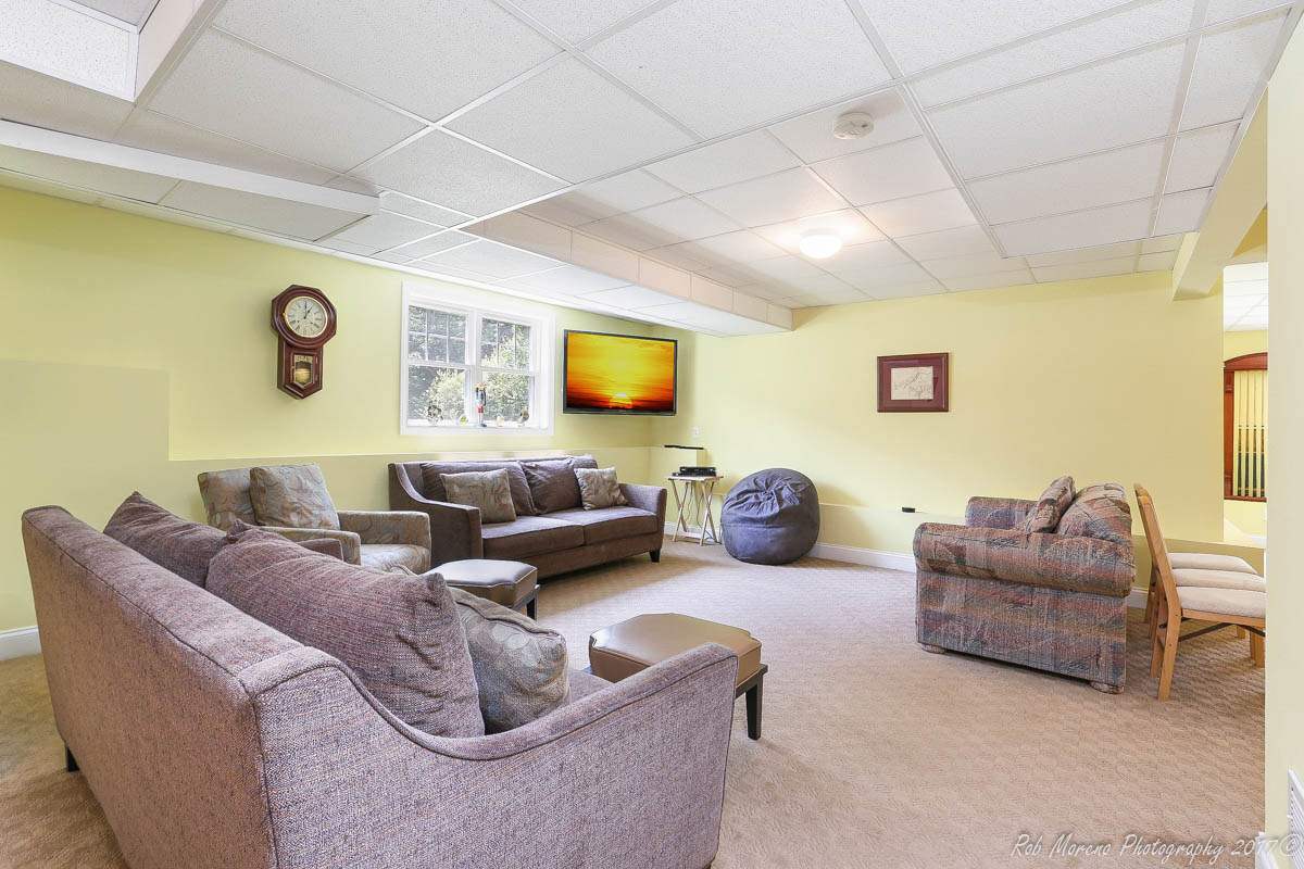 13 Winterberry Road, Unit 13 Pelham, NH 03076 - Photo 28 of 36